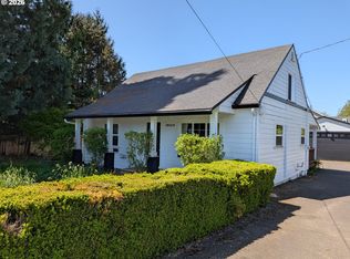 19149 S End Rd, Oregon City, OR 97045