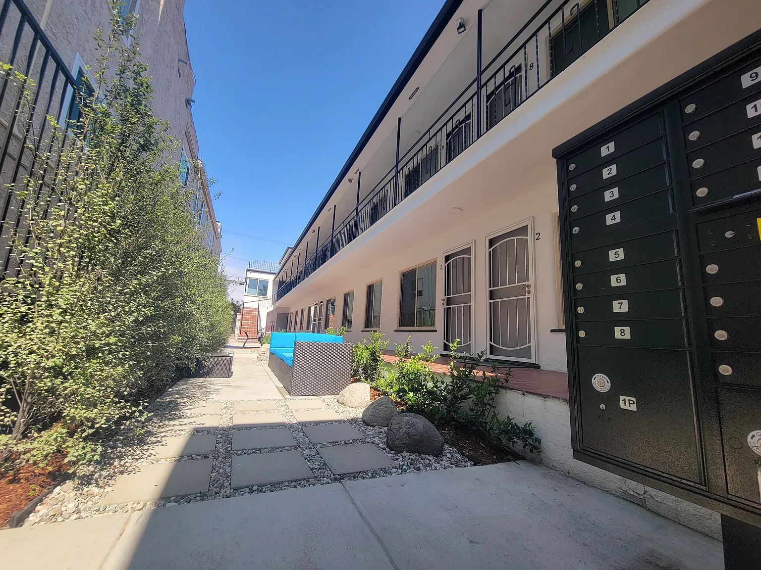 1 bed, 675 sqft, $2,495 — Photo 2