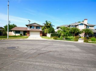 10301 Shangri La Dr, Huntington Beach, CA 92646