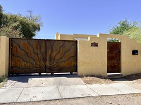 2216 E 6th St, Tucson, AZ