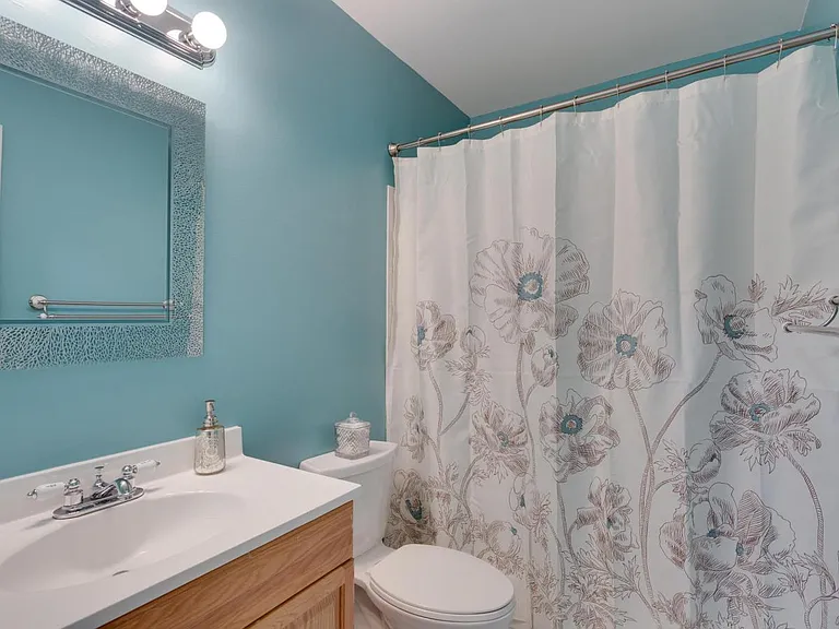 9884 High Water Ct — Photo 12