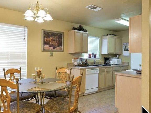 4th image of 1031 Enfilar Ln