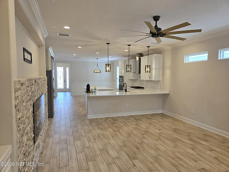 835 Silver Pine Dr — Photo 13