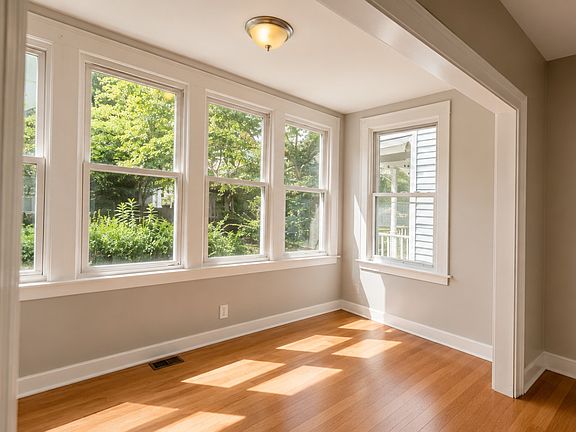 4th image of 187 Wolcott St Floor 1