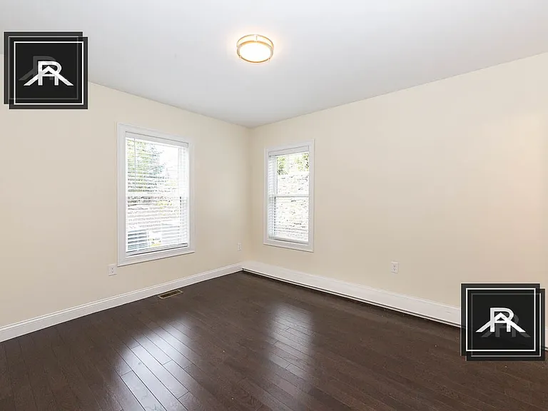 59-61 Catherine St #1 — Photo 7