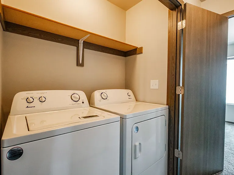 4 Corners Apartments — Photo 48