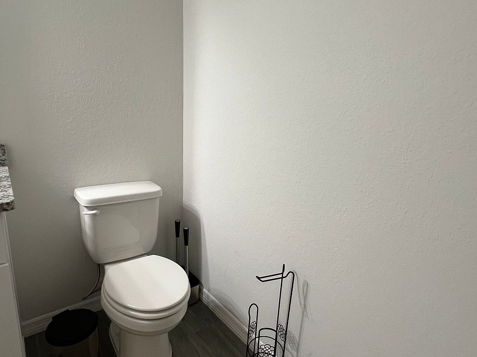 2nd image of 3120 Lamplighter Ct