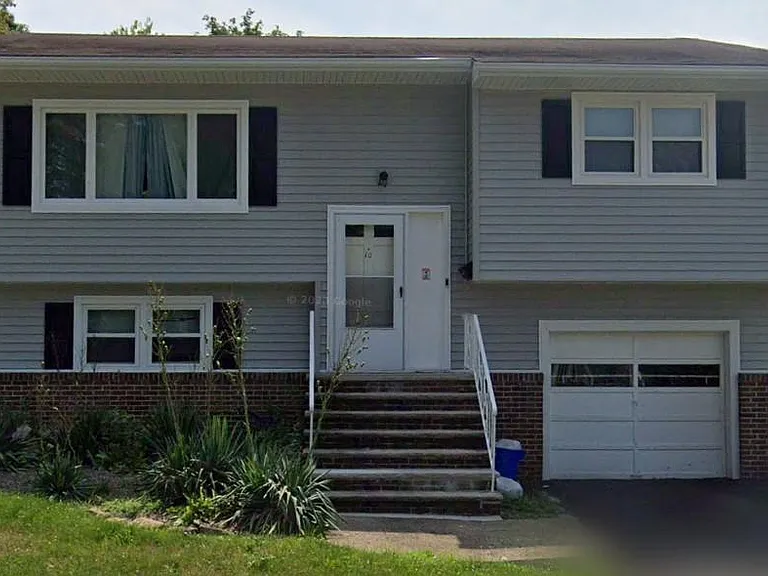 10 Baldwin St — Photo 2