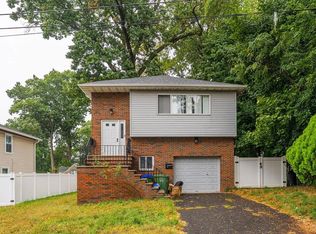 127 Waltuma Ave, Edison, NJ 08837