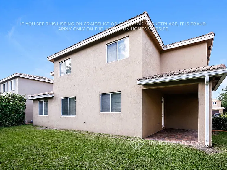 946 NW 206th St — Photo 17