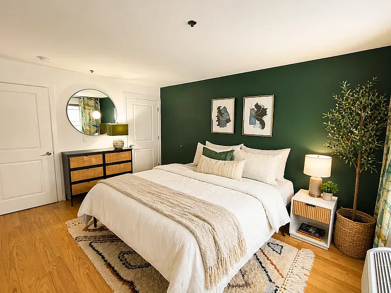 5711 Jefferson St #209 — Photo 7