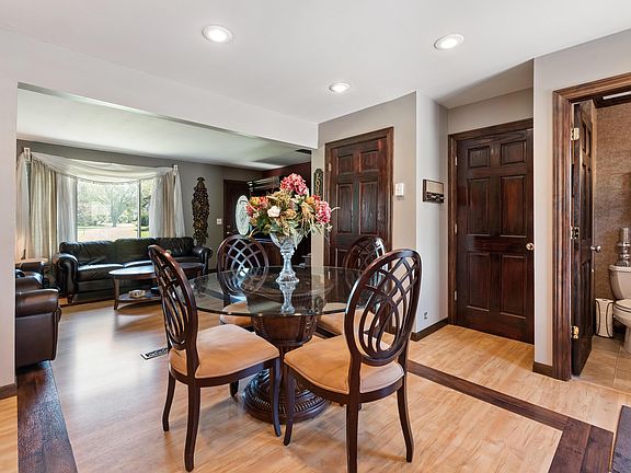 2nd image of W165N11572 Abbey Ct #4