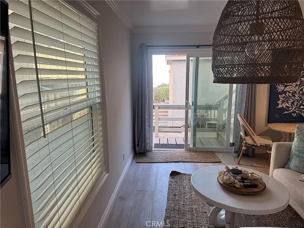 1 bed, 1100 sqft, $4,500 — Photo 2