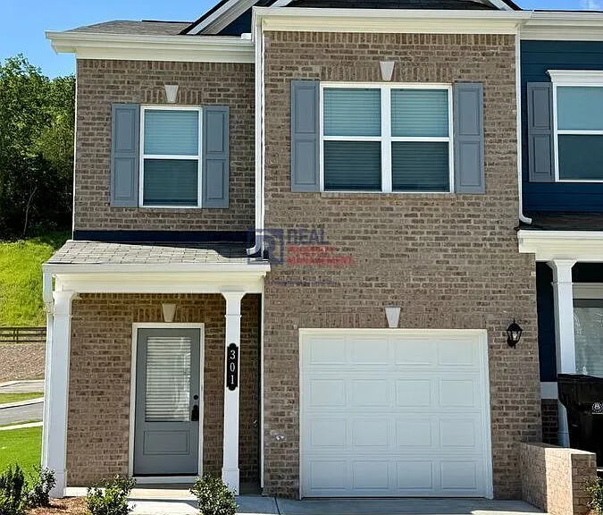 301 Skye Ln — Photo 1
