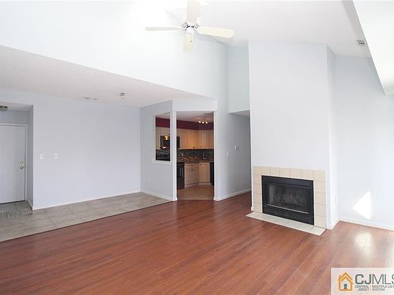 4th image of 7312 Tamarron Dr