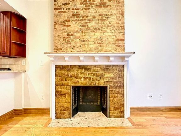 3rd image of 317 W 100th St #A3