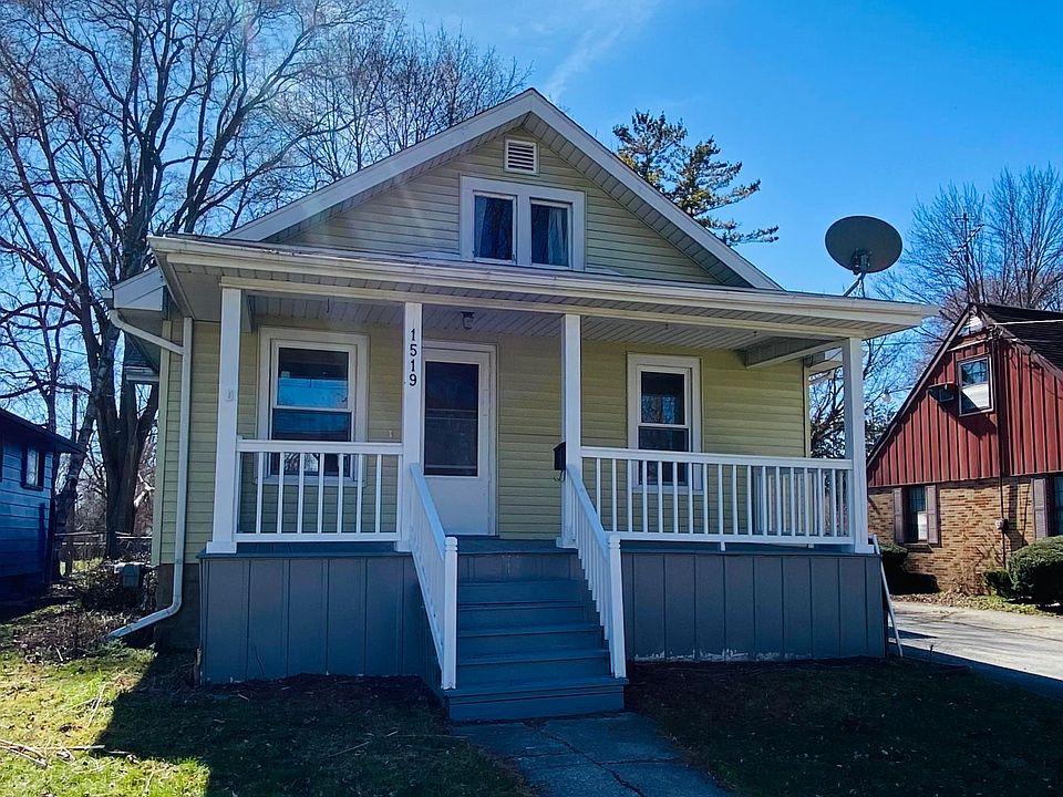 1st image of 1519 Beech St
