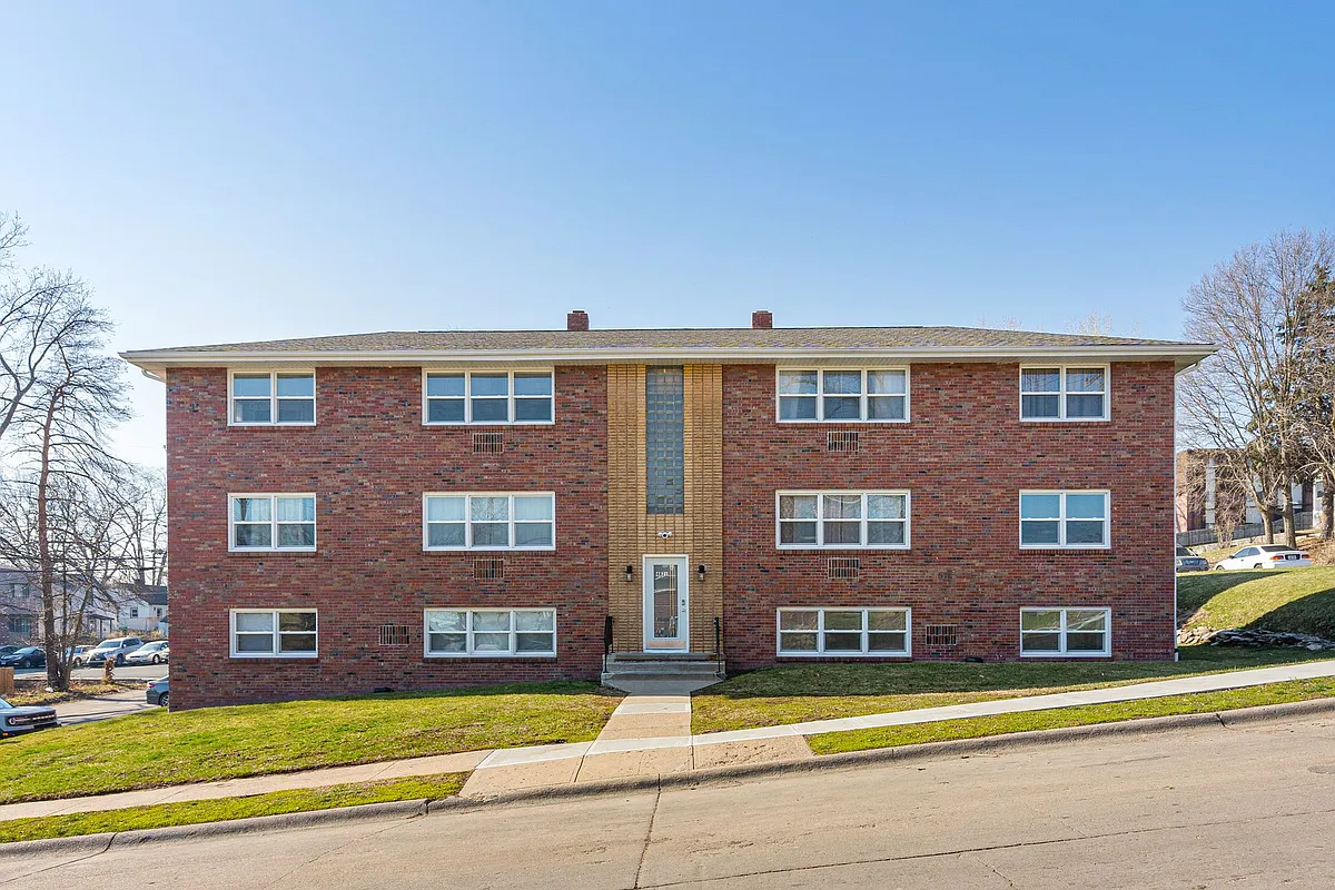 Building Photo - 4821 Nicholas St