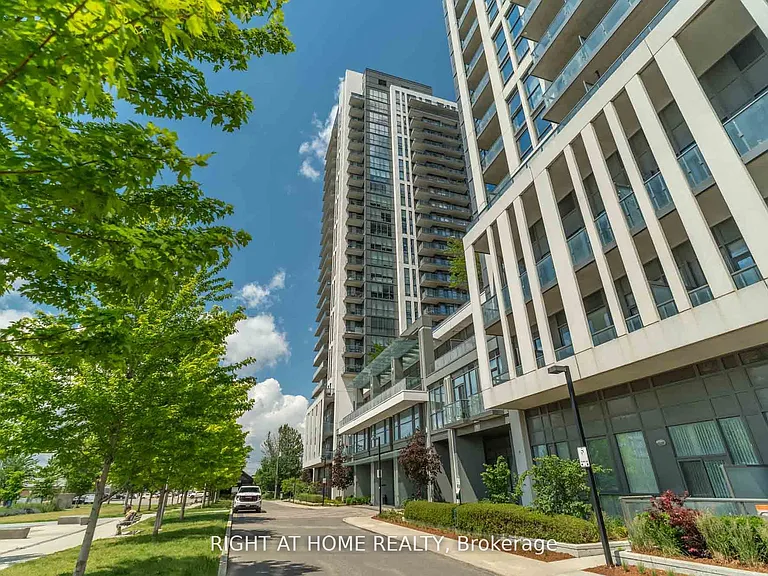 15 Zorra St #901 — Photo 2