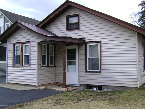 3rd image of 34 Haviland Ave
