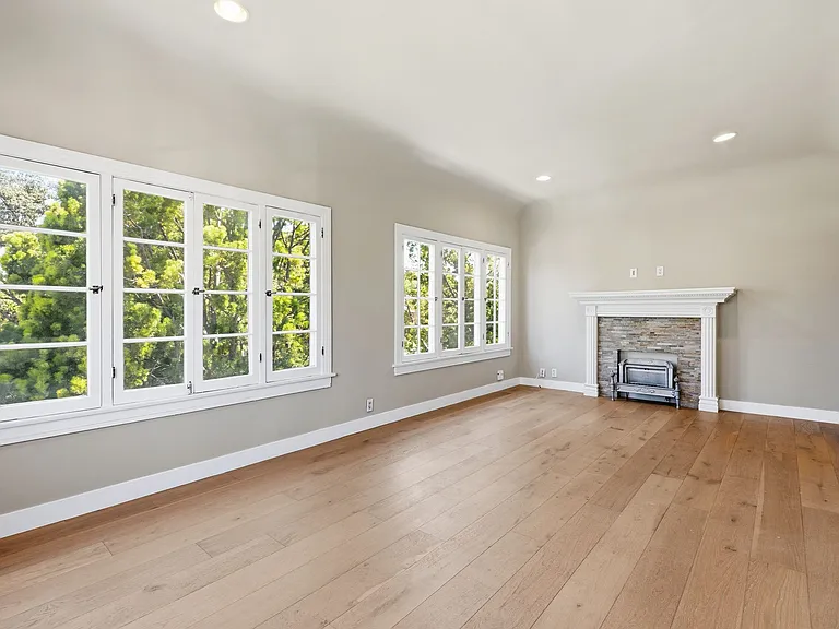 5248 W Olympic Blvd — Photo 7
