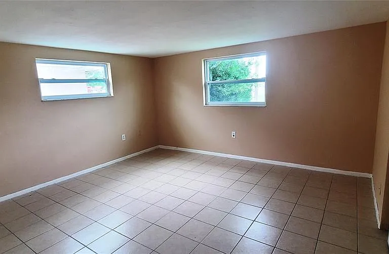 5305 Hawk Dr — Photo 9