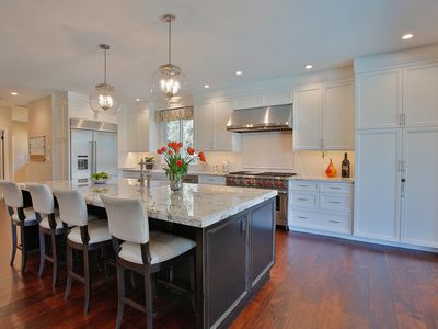 38 W Inverness Rd, Thousand Oaks, CA, 91361