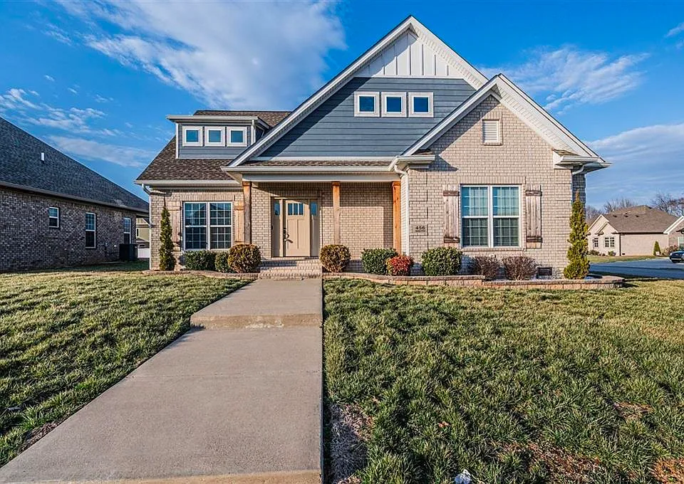 456 Adalynn Cir