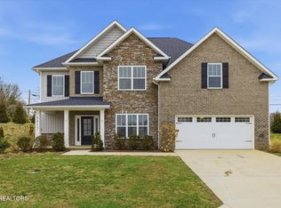 8415 Creek Valley Ln, Knoxville, TN 37931