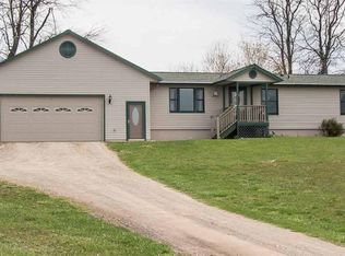 3042 Lyon Rd, Marion, NY 14505