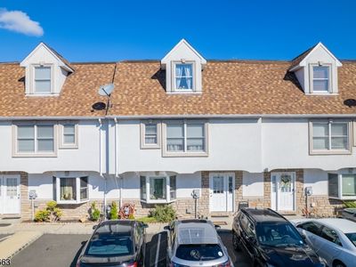 13 Val Sumo Ln, Newark, NJ, 07105