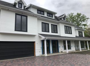 11610 79th St, Burr Ridge, IL 60527