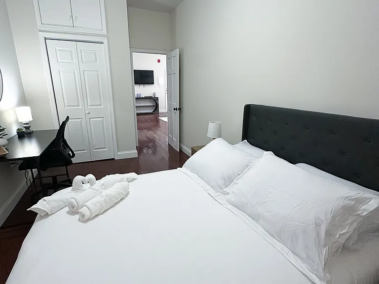 217 N 11th St #301 — Photo 25