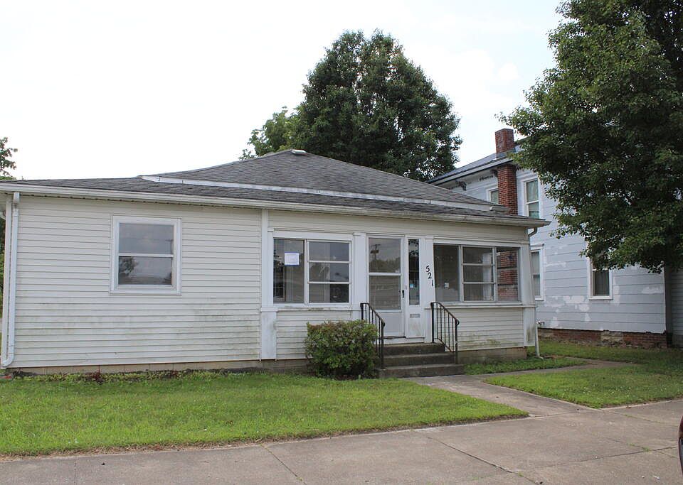 1st image of 521 Harding Way E