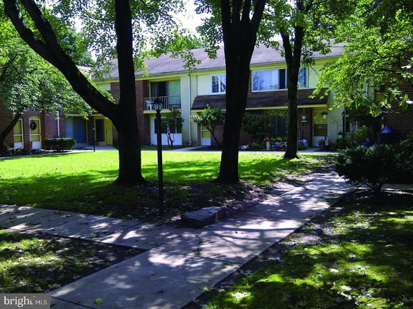 700 E 1st St Unit 4
