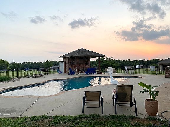 2nd image of 18055 N Elk Ln