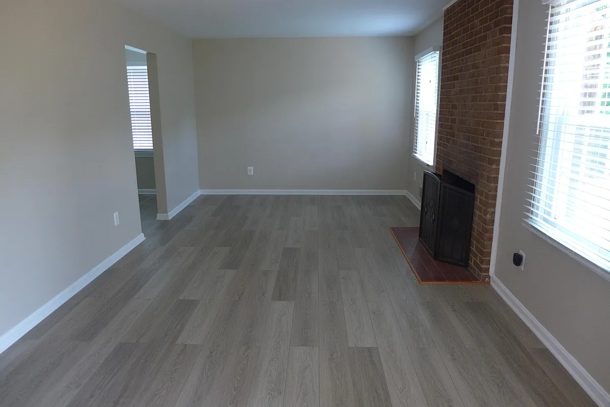 Family Room - 7404 Beverly Manor Dr