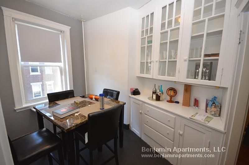 2nd image of 65-67 Chiswick Rd #15A