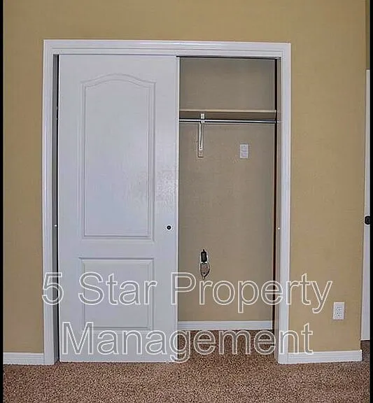 14016 Rainbow Point Dr — Photo 37