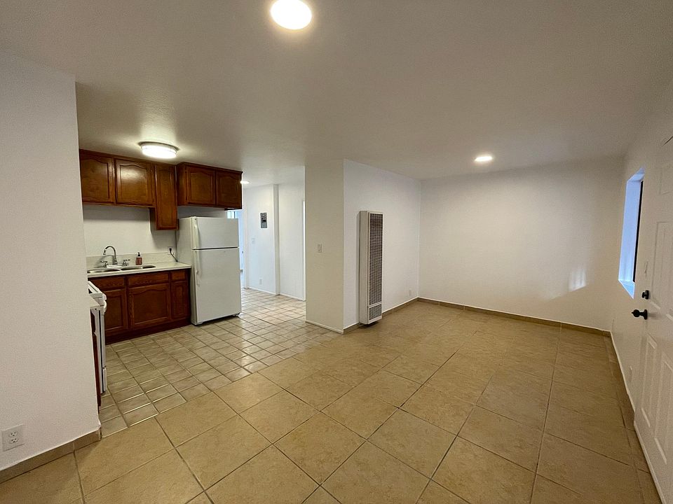 1st image of 741 N Saint Andrews Pl #739A
