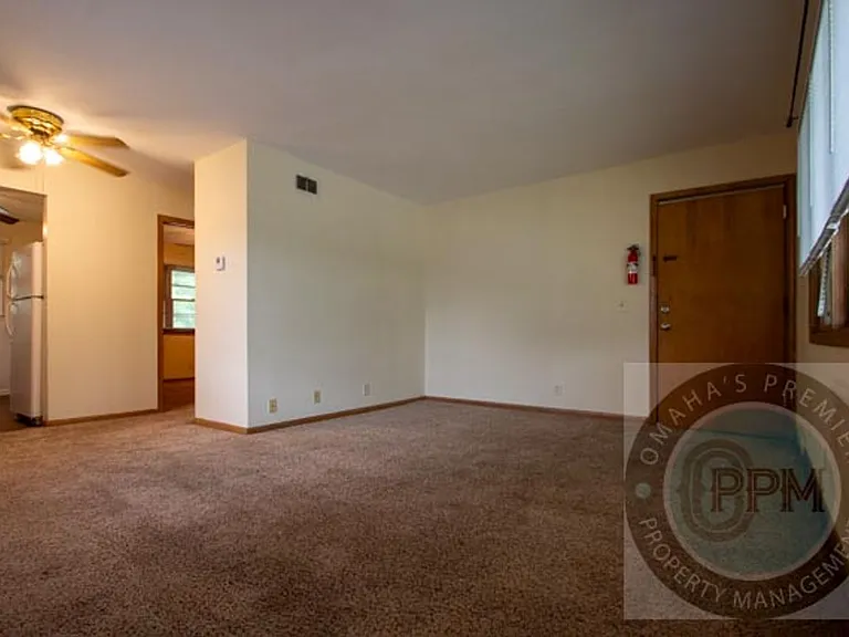 3526 S 82nd St — Photo 2