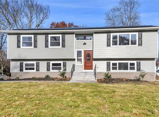 4 Kelly St, Middletown, NY 10941