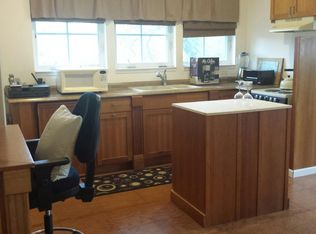 895 Sanitarium Rd, Deer Park, CA 94576