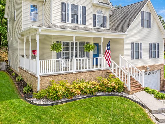 2nd image of 7924 Lanasey Dr