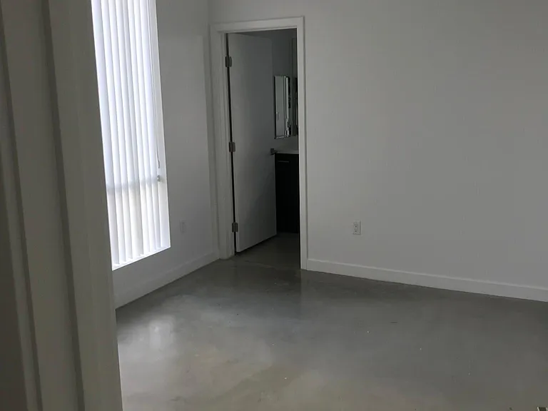 6619 Linda Vista Rd #6 — Photo 17