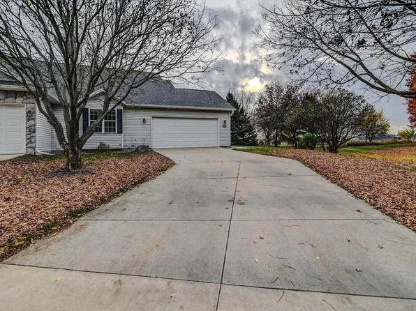 3002 Edmonton Drive, Sun Prairie, WI 53590