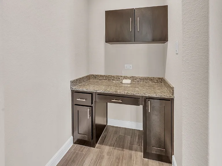 2336 Shorthorn Dr — Photo 21
