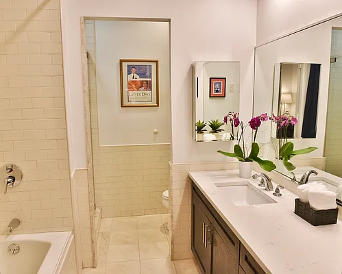 Sold by Holly's Staten Island Buzz | media 12