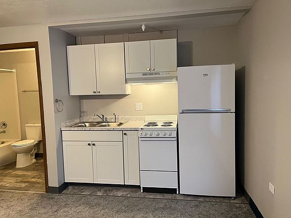 5th image of 491 Caswell Ave W #303