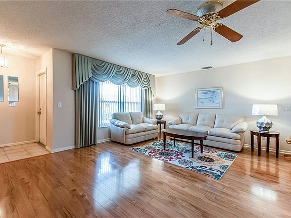 3rd image of 310 Fairside Ct